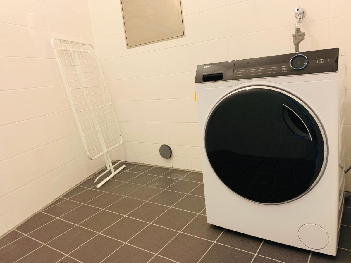 Ruhige Wohnung Im Gasometer Wien *Wifi*U3*Netflix* Esterno foto