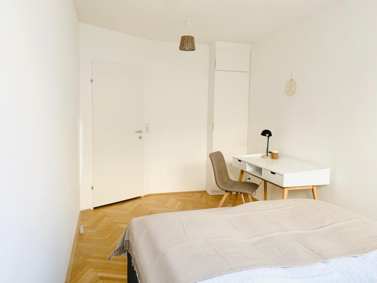 Ruhige Wohnung Im Gasometer Wien *Wifi*U3*Netflix* Esterno foto